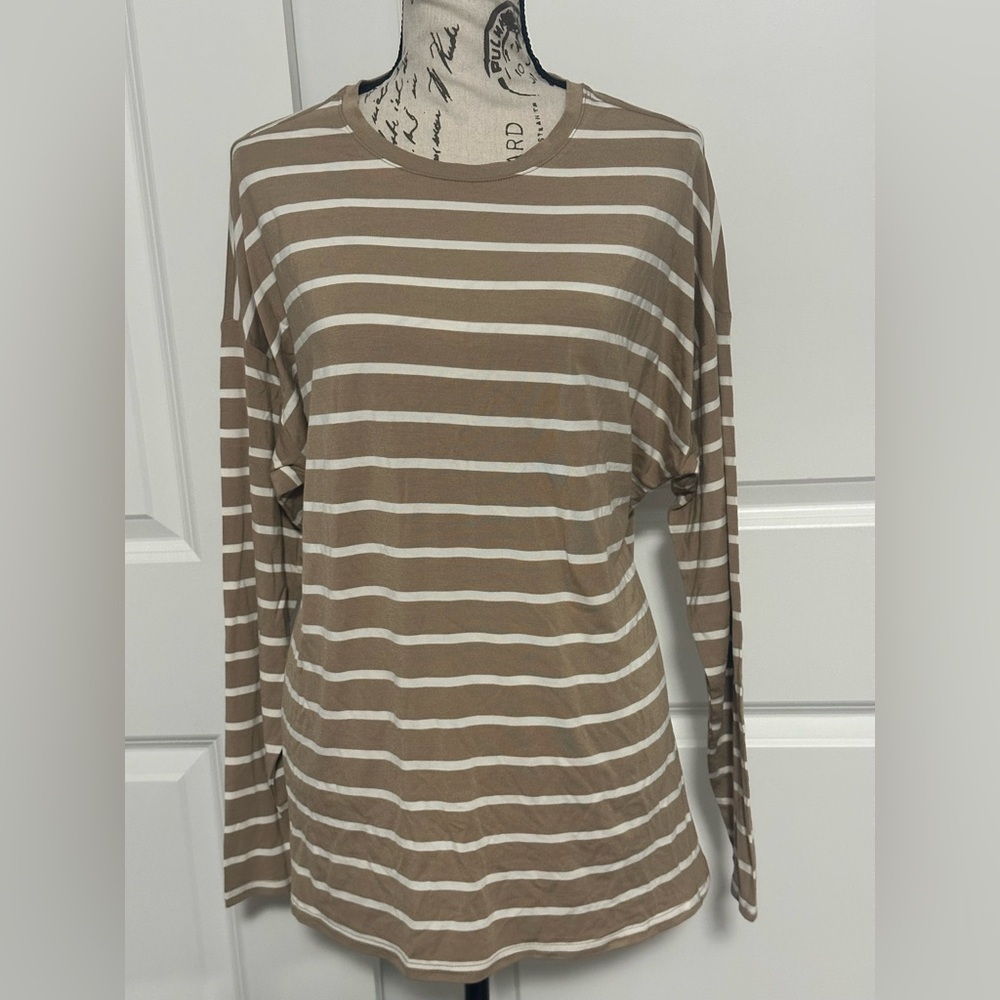 GAP Tan and White Striped Long Sleeve Tee - Picture 3 of 10